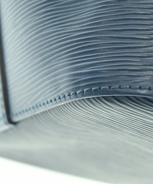 LOUIS VUITTON（ルイヴィトン）ショルダーバッグ 青 サイズ:- レディース/2200669730500