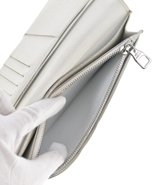 LOUIS VUITTON（ルイヴィトン）財布・コインケース 緑 サイズ:- レディース/2200664989064