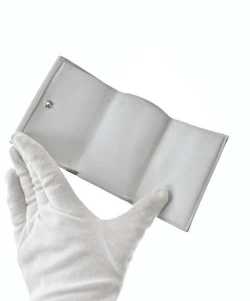 LOUIS VUITTON（ルイヴィトン）財布・コインケース 白 サイズ:- レディース/2200670987078