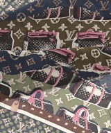 LOUIS VUITTON（ルイヴィトン）バンダナ・スカーフ 紺 サイズ:- レディース/2200722178454