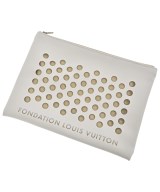 LOUIS VUITTON ポーチ