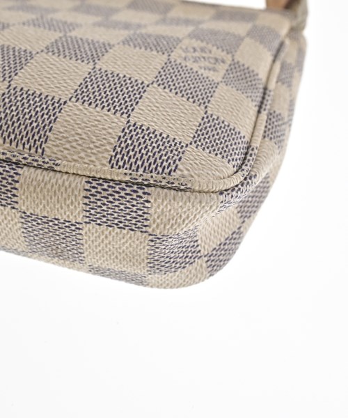 LOUIS VUITTON（ルイヴィトン）ポーチ 白 サイズ:- レディース/2200685032404