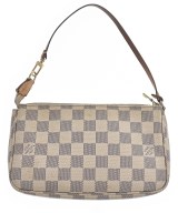 LOUIS VUITTON（ルイヴィトン）ポーチ 白 サイズ:- レディース/2200685032404