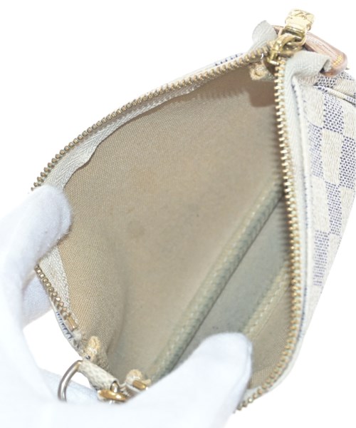 LOUIS VUITTON（ルイヴィトン）ポーチ 白 サイズ:- レディース/2200688688370