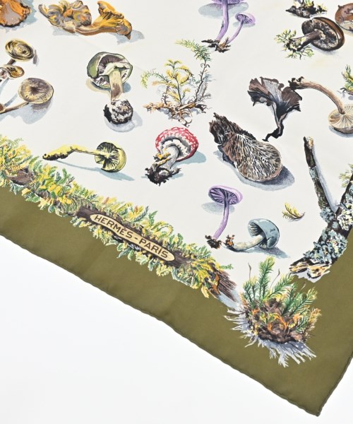 HERMES（エルメス）バンダナ・スカーフ 白 サイズ:90 レディース/2200615577722