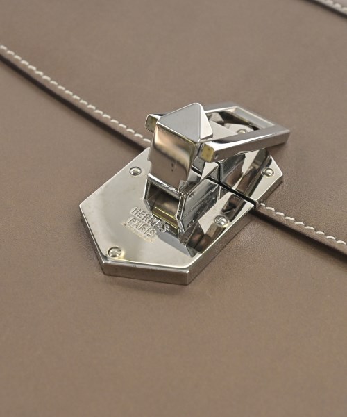 HERMES（エルメス）クラッチバッグ 茶 サイズ:- レディース/2200618282296
