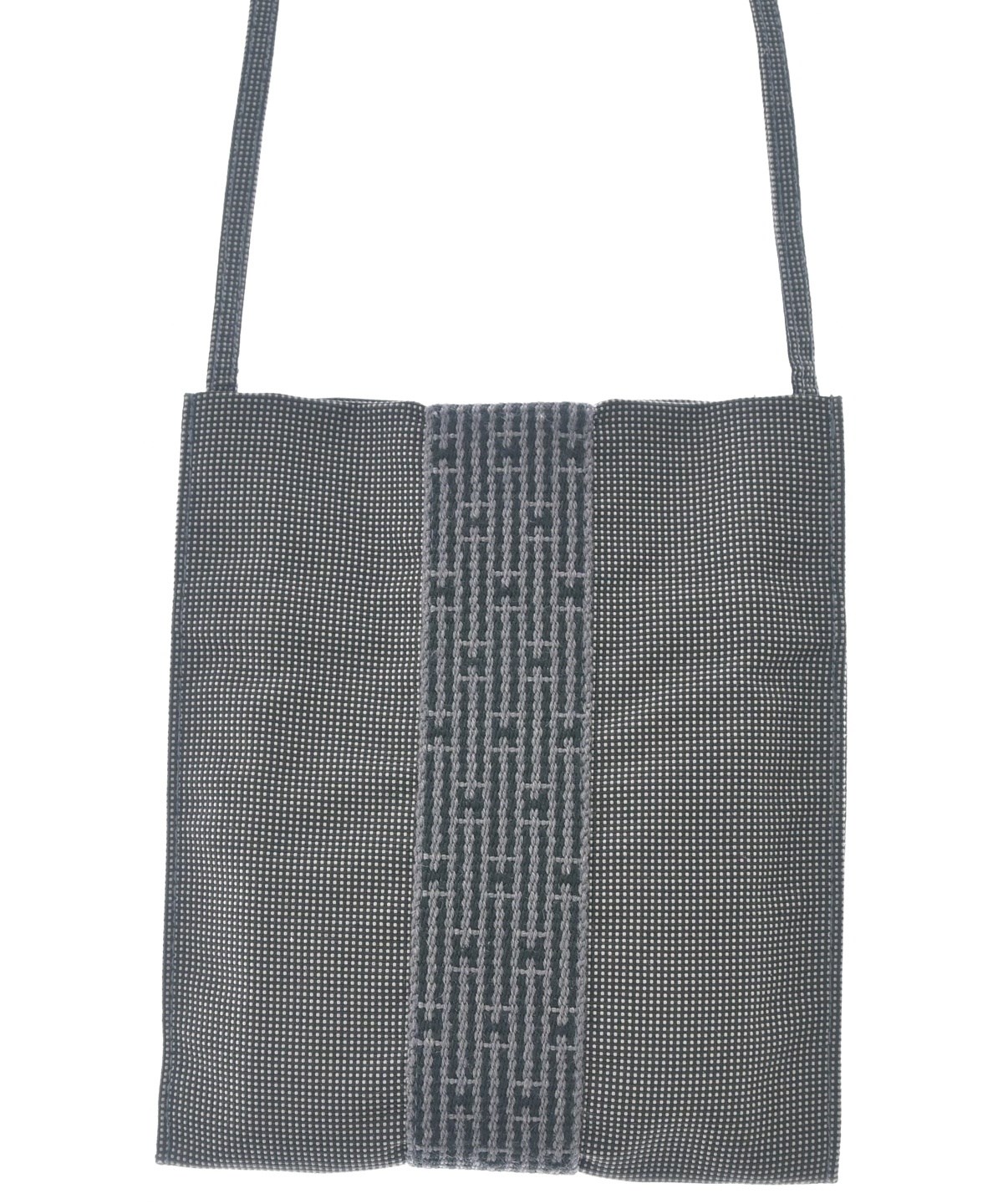 HERMES バッグ　ショルダーバッグ　布素材 HERMES（エルメス）ショルダーバッグ 黒 サイズ:- レディース