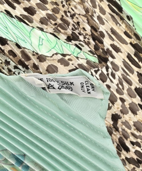 HERMES（エルメス）バンダナ・スカーフ 緑 サイズ:- レディース/2200674385023