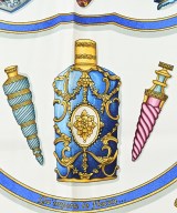 HERMES（エルメス）バンダナ・スカーフ 赤 サイズ:90 レディース/2200678116050