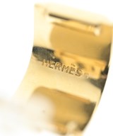 HERMES（エルメス）ピアス・イヤリング ベージュ サイズ:- レディース/2200710445360