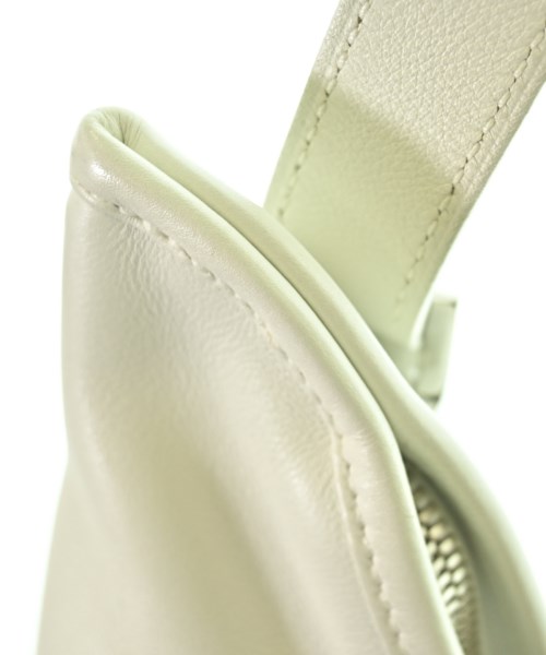 HERMES（エルメス）ショルダーバッグ 白 サイズ:PM レディース/2200716168126