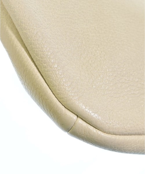 GUCCI（グッチ）ショルダーバッグ 白 サイズ:- レディース/2200628845122