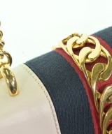 GUCCI（グッチ）ショルダーバッグ 白 サイズ:- レディース/2200609813232