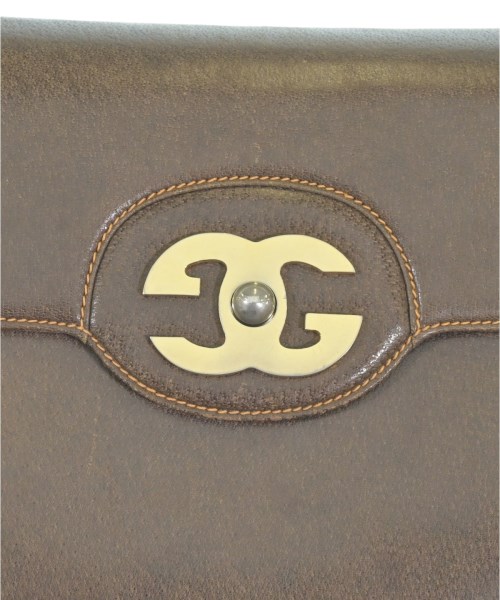 GUCCI（グッチ）ショルダーバッグ 茶 サイズ:4(L位) レディース/2200613171045
