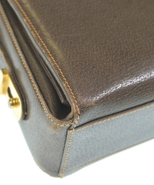 GUCCI（グッチ）ショルダーバッグ 茶 サイズ:4(L位) レディース/2200613171045