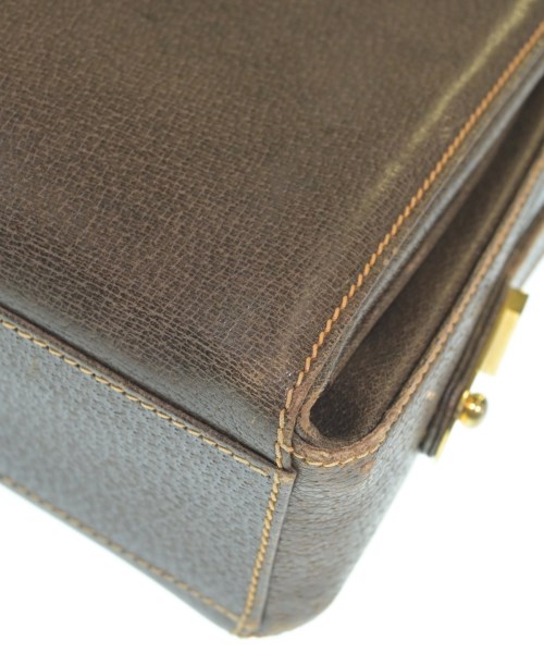 GUCCI（グッチ）ショルダーバッグ 茶 サイズ:4(L位) レディース/2200613171045