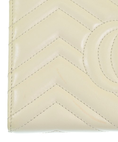 GUCCI（グッチ）ショルダーバッグ 白 サイズ:- レディース/2200614501100