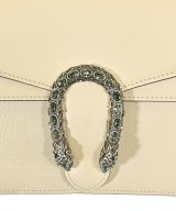 GUCCI（グッチ）ショルダーバッグ 白 サイズ:- レディース/2200616475409