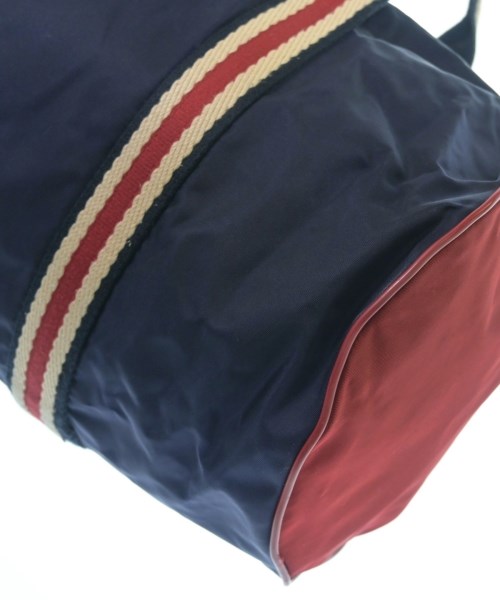 GUCCI（グッチ）ショルダーバッグ 紺 サイズ:- レディース/2200614606386