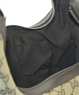 GUCCI（グッチ）ショルダーバッグ ベージュ サイズ:- レディース/2200605904842