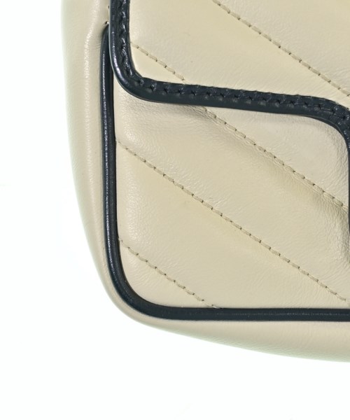 GUCCI（グッチ）ショルダーバッグ 白 サイズ:- レディース/2200698939691