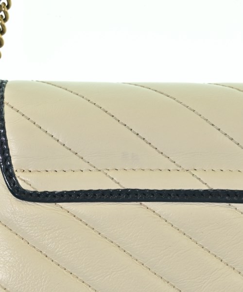 GUCCI（グッチ）ショルダーバッグ 白 サイズ:- レディース/2200698939691