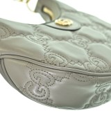GUCCI（グッチ）ショルダーバッグ グレー サイズ:- レディース/2200702125973