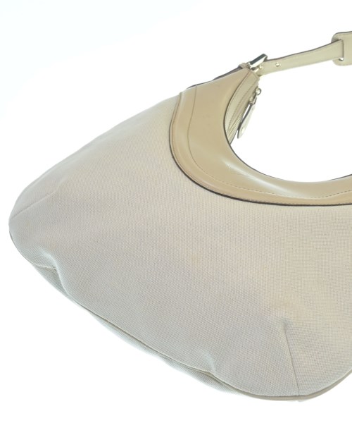 GUCCI（グッチ）ショルダーバッグ 白 サイズ:- レディース/2200656860661