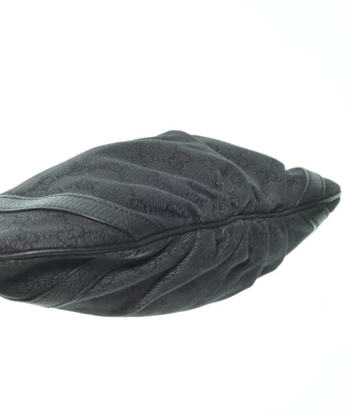 GUCCI（グッチ）ショルダーバッグ 黒 サイズ:- レディース/2200648694120