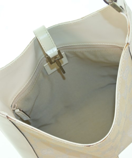 GUCCI（グッチ）ショルダーバッグ 白 サイズ:- レディース/2200703883087