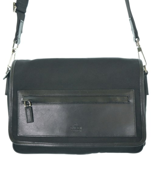 GUCCI(グッチ)ショルダーバッグ 黒 サイズ:-/2200666562036