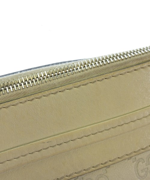 GUCCI（グッチ）ショルダーバッグ 白 サイズ:- レディース/2200719954139