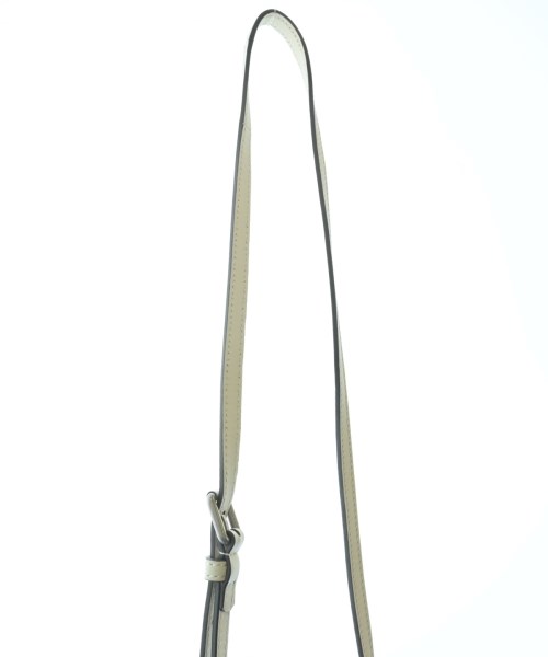 GUCCI（グッチ）ショルダーバッグ 白 サイズ:- レディース/2200722275177