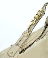 GUCCI（グッチ）ショルダーバッグ 白 サイズ:- レディース/2200685030356