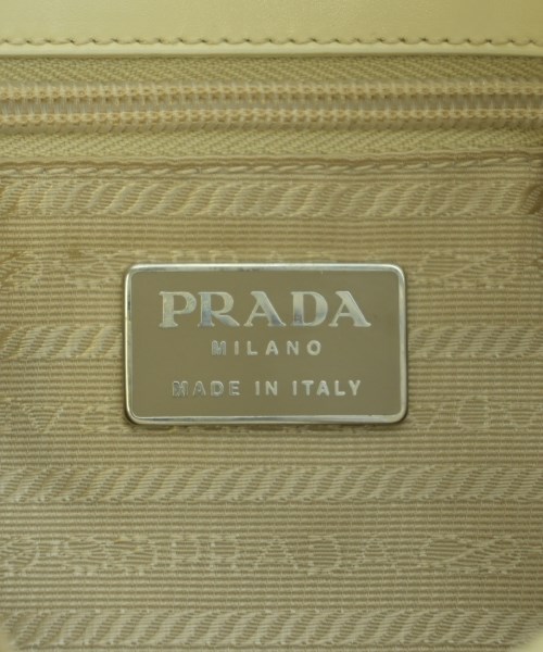 PRADA（プラダ）ショルダーバッグ 白 サイズ:- レディース/2200623668030