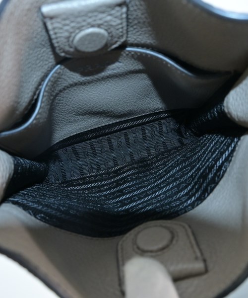 PRADA（プラダ）ショルダーバッグ グレー サイズ:- レディース/2200638038026