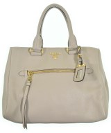 PRADA ハンドバッグ