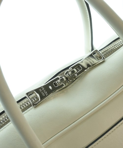 PRADA（プラダ）ハンドバッグ 白 サイズ:- レディース/2200621411553