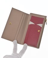 PRADA（プラダ）財布・コインケース ベージュ サイズ:- レディース/2200621411782