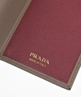 PRADA（プラダ）財布・コインケース ベージュ サイズ:- レディース/2200621411782