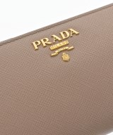 PRADA（プラダ）財布・コインケース ベージュ サイズ:- レディース/2200621411782