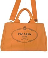PRADA トートバッグ