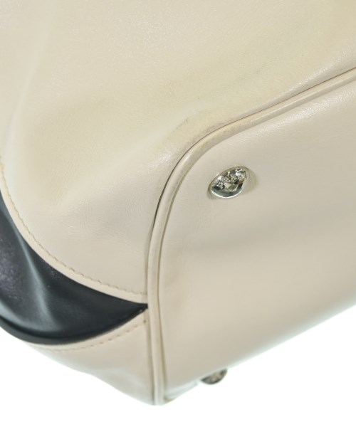 PRADA（プラダ）ハンドバッグ 白 サイズ:- レディース/2200629162785