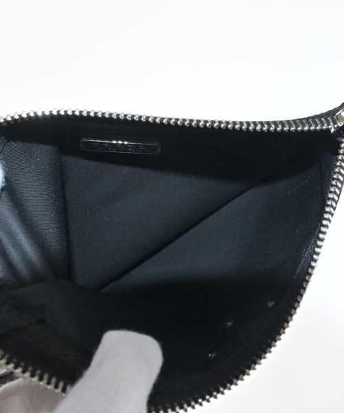 PRADA（プラダ）ポーチ 黒 サイズ:- レディース/2200629484023
