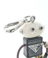 PRADA（プラダ）キーケース・キーホルダー 白 サイズ:- レディース/2200632517060