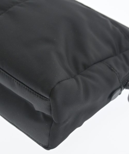 PRADA（プラダ）ポーチ 黒 サイズ:- レディース/2200614244038