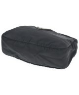 PRADA（プラダ）ポーチ 黒 サイズ:- レディース/2200617409045