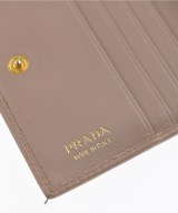 PRADA（プラダ）財布・コインケース ベージュ サイズ:- レディース/2200669241099