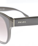 PRADA（プラダ）サングラス グレー サイズ:- レディース/2200677118147