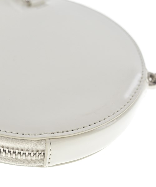 PRADA（プラダ）ショルダーバッグ 白 サイズ:44(S位) レディース/2200677495170